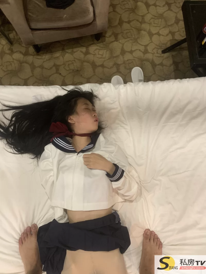迷奸肉丝美腿jk学妹 - 细节图3
