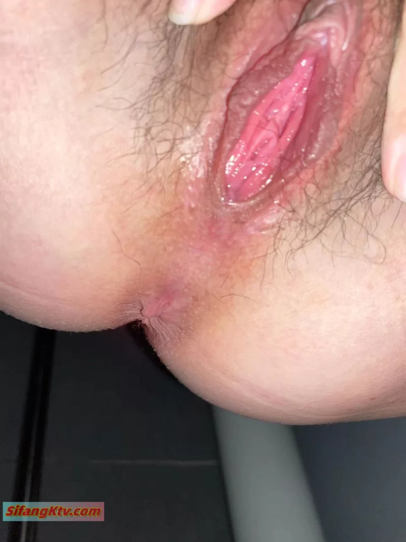 童颜巨乳反差婊李月私密视频被男朋友泄密 圆圆的可爱脸… - 细节图3