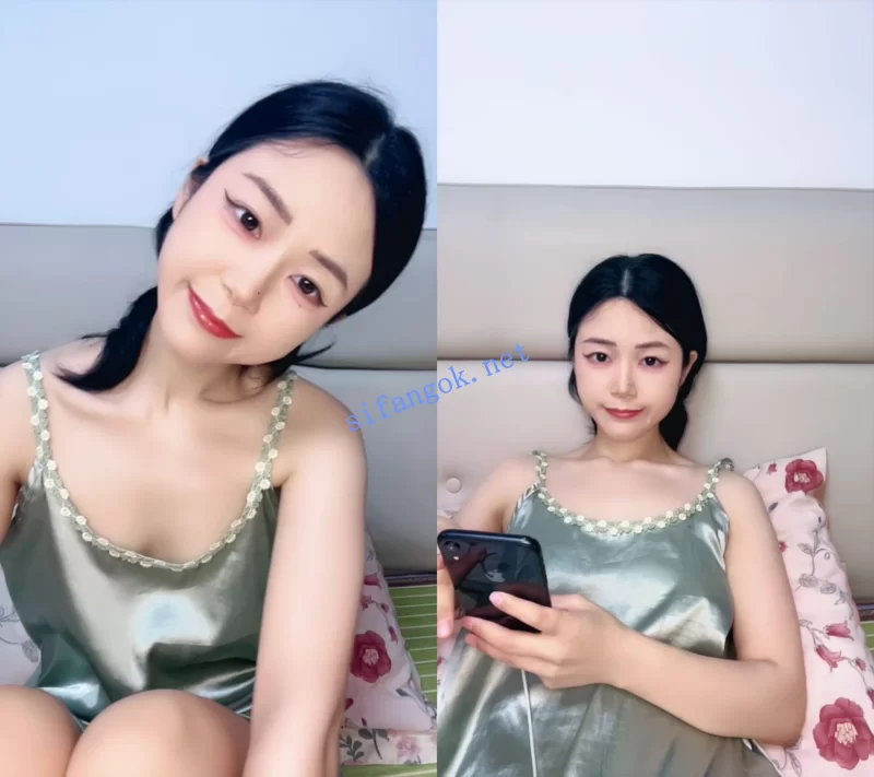 主播！！】甜妹系列校花下海直播收费自慰 - 细节图1