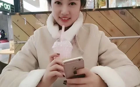女神级妹子被下药后形象尽毁玩脸翻眼啪啪 [1v+490m][百度盘]