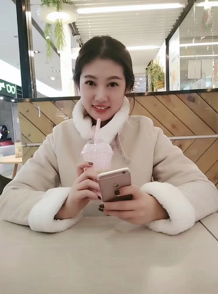 女神级妹子被下药后形象尽毁玩脸翻眼啪啪 - 细节图1
