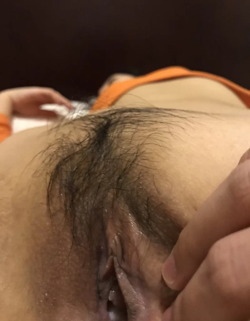 女神级妹子被下药后形象尽毁玩脸翻眼啪啪 - 细节图9