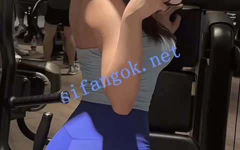 ✅抖音ivy2健身顶级美女露点自慰发骚勾引裸舞等 [20V+NGB][百度盘]