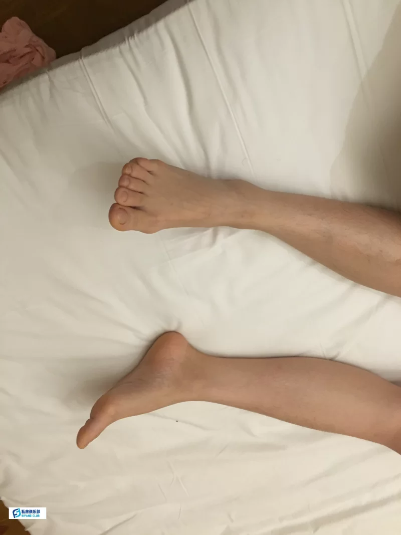 最牛真实下药作品第七波！极品身材萝莉妹高难度花式操玩 - 细节图5