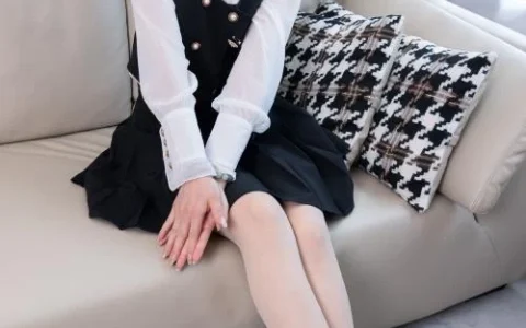甜予摄影-知知-小皮鞋白棉袜薄肉丝[129P1V-1.6G百度网盘] [129p1v+1.6g]