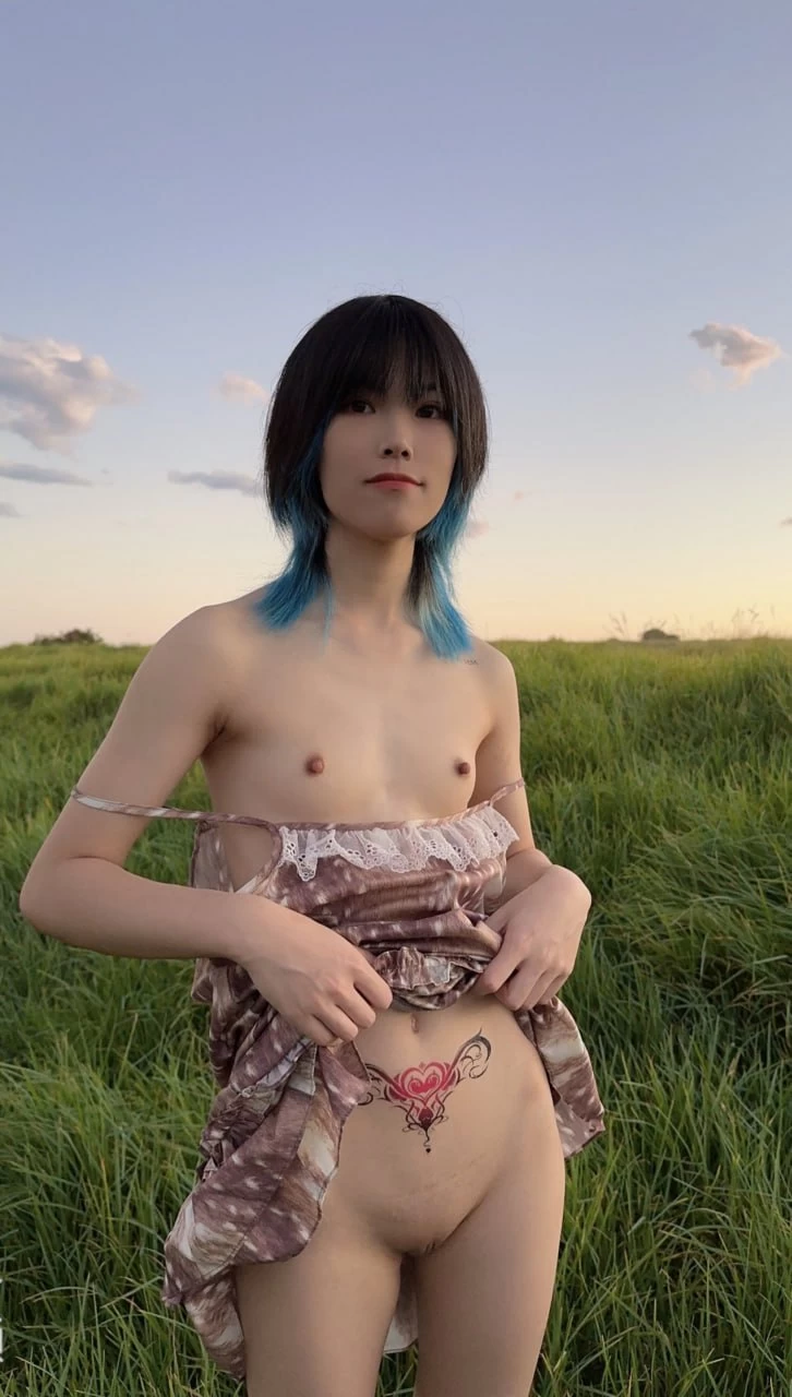 清纯眼镜妹反差露出 - 细节图6